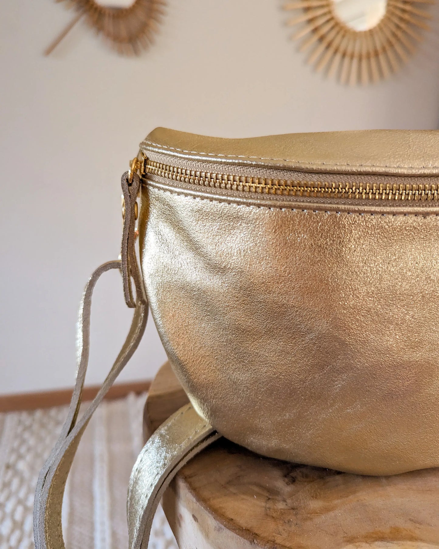 Sac banane XL en cuir irisé - Jacob doré