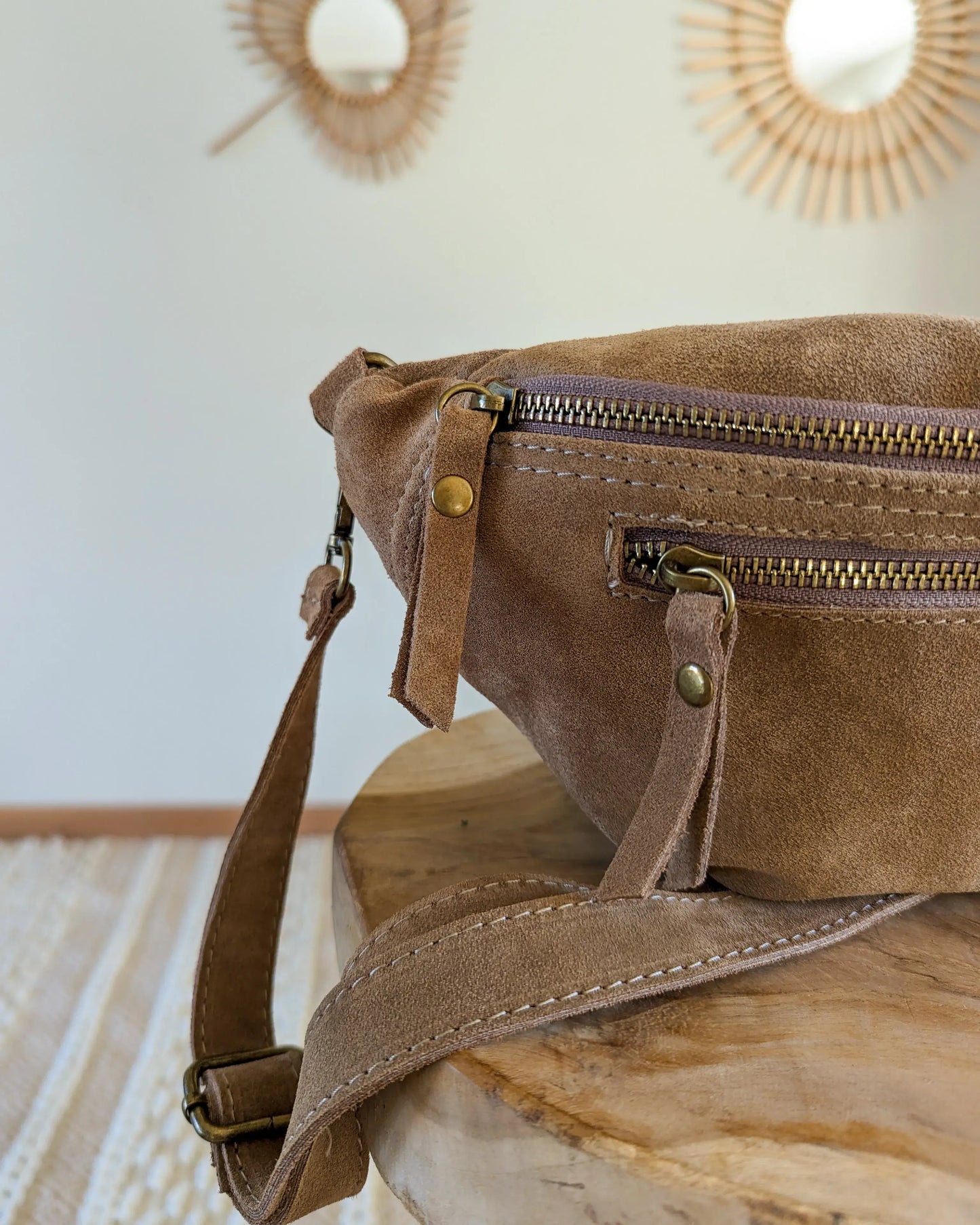 Sac banane en cuir velours - Hunter taupe