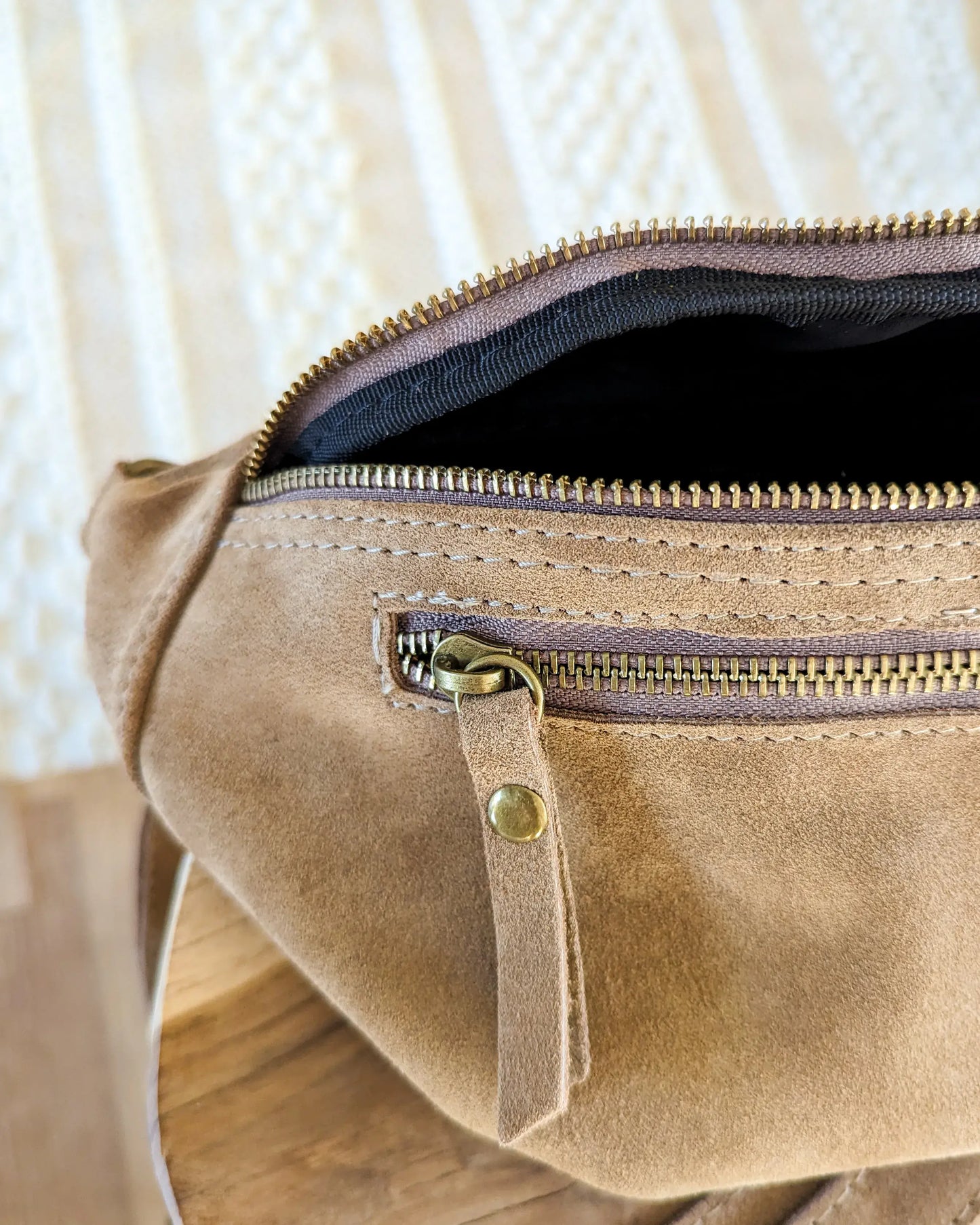 Sac banane en cuir velours - Hunter taupe